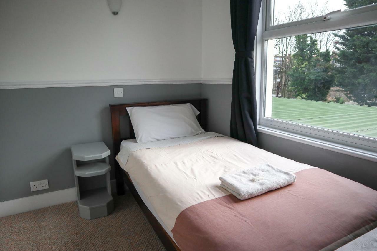 Hotel 261 London Exterior photo